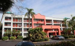 Boca Suites Deerfield Beach, SureStay Collection by BW
