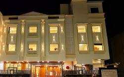 FIVE ELEMENTS HOTELS MERTIYA RESIDENCY