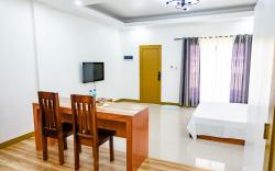 E&C Tourist Inn RM-22