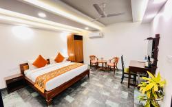 Hotel Green Galaxy - Green Park South Delhi