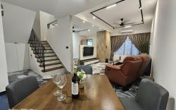 Traveler's Stay @ Ipoh (10 Pax)
