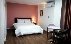 Jeju Donghae Hotel