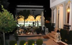 Life Gallery Hotel & Spa