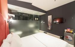 Hạng phòng Standard - Gấu Hotel