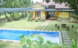Villa ChavaMinerva Hanni Ciater with Private Pool