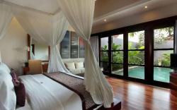 Luxury 1BR Private Villa @ Seminyak
