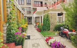 Seven Seas Guest House