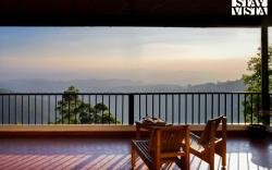 StayVista at Vale Echoes - Breakfast Included