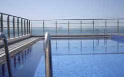 Lovely 3 bedrooms 3 bath rooms Sea View Apartment