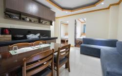 2Bedroom w/ Breakfast for 2 Pax