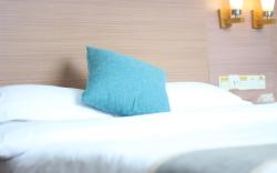 Yian Business Hotel