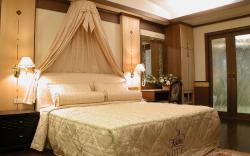 天鵝湖汽車旅館