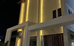West Port Hotel