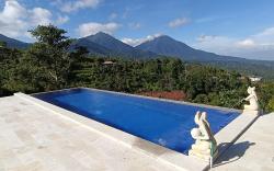 Camaradvipa Retreat Munduk