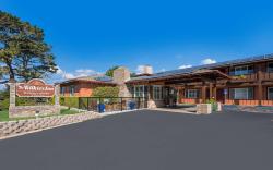 Clarion  Collection Wilkie's Inn Pacific Grove - Monterey