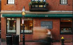Beacon Hill Hotel & Bistro