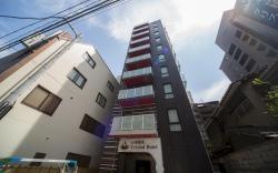 Shinsaibashi-Higashi Crystal Hotel