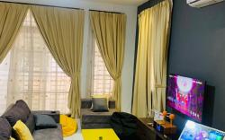 Newly renovated KTV , pool, BBQ