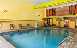 Quality Inn West I - 75