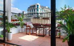Paradise Suites Nam Ngu