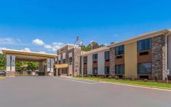 Comfort Suites