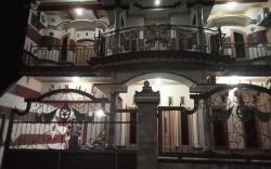 Hotel Palace Syariah  Banyuwangi 5 AC& 2 Fan