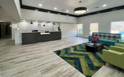 Quality Inn & Suites at Airport Blvd I-65