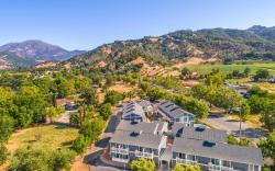 UpValley Inn & Hot Springs Napa Valley, an Ascend Collection Hotel