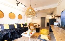 Near One Nimman 4Bedrooms TownHouse