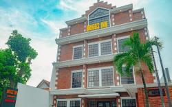 Briggs Inn Surabaya