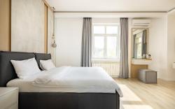 Piccolo Mondo by CityBookings