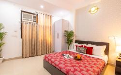 Homlee-Vintage 2BHK Apt Near Central Delhi