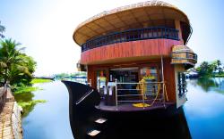 Anugraha Houseboat