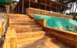 Furtado's Beach Front Family Restaurant, Rooms wedding venue and Party Place