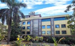 Hotel Flysky Rooms & Banquets