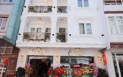 CHERRY HOTEL