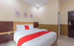 RedDoorz Plus @ La Asiana Guest house