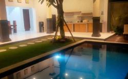 Gandhi Guest House Tampak Siring