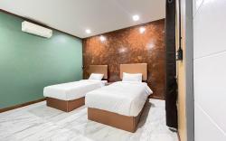 Baanraisangchan บ้านไร่แสงจันทร์ รีสอร์ท เพชรบุรี