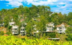 Dazzle Villa Resort