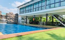Phuranya Resort