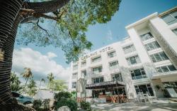 LeBlanc Hotel and Resort