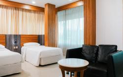 Chola Inn @ Nagoya Hill Batam Mitra RedDoorz