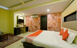 Hotel O Tip Top Plaza