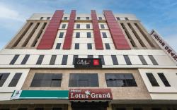 Super Collection O Lotus Grand Near Secunderabad Railway Station