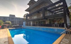 Elegant 4bhk stay with pool near beaches (2BHKX2)