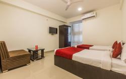 OYO 10219 Hotel Ten Eleven