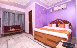 Hotel O Rajesh Palace