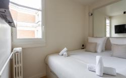 The Carla Suite- Eiffel Tower View