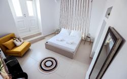 Whitelist Suite Paraportiani in Mykonos Town